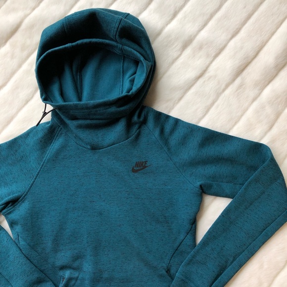 Nike Sweaters - Nike Tech Fleece Hoodie